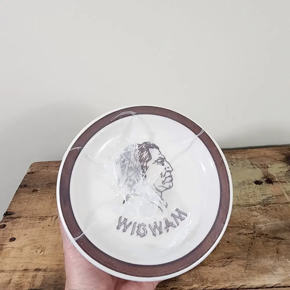 Vintage Oneida Wigwam tavern plate set of 9‎ new old stock Native American print